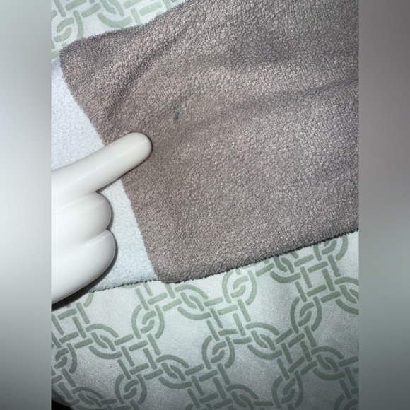 🧡10 for $20🧡 Space Jams Onesie Gray Bugs Bunny| size 6/7| flaws sold as is - Picture 6 of 11